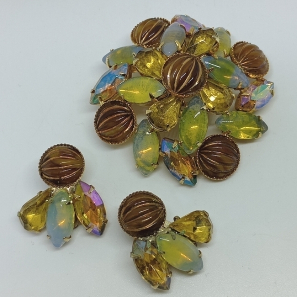 * vintage AB & lemon yellow crystals pin brooch & clip on earrings SET